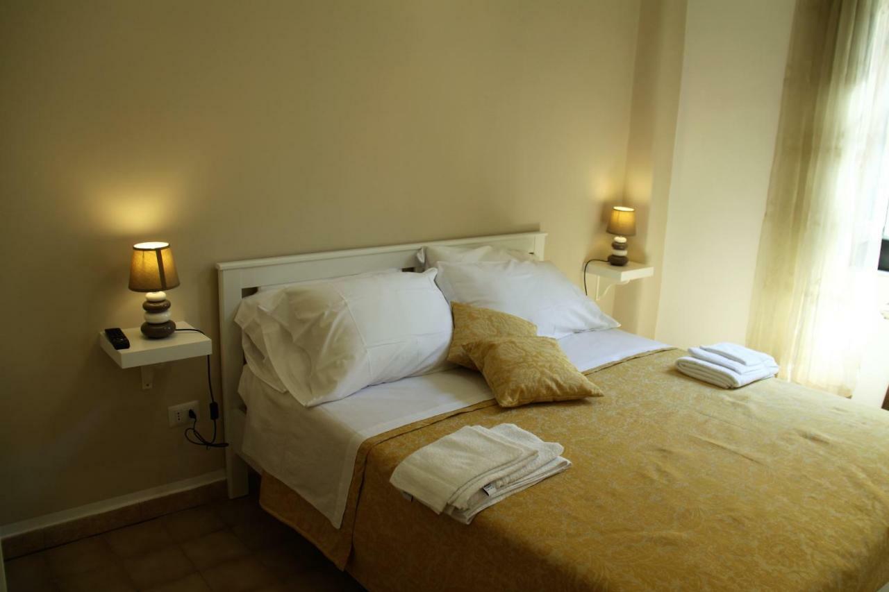 B&B Le Porte Di Napoli Extérieur photo